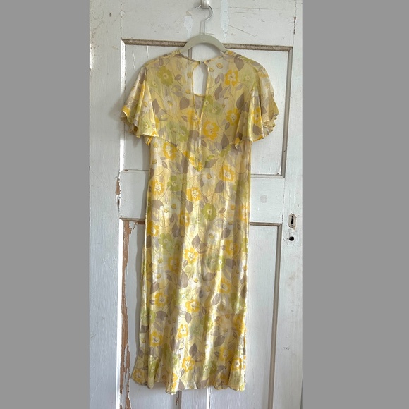 Antique 1920s / 1930s Yellow Printed Floral Dress - Picture 3 of 8